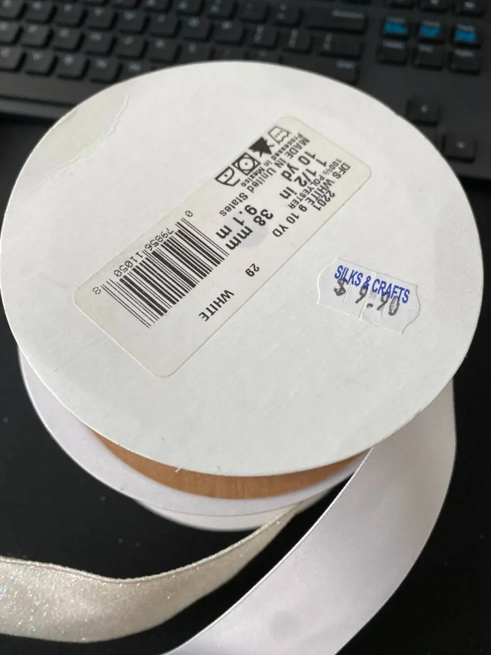 6 BOLTS SOME WIRED IVORY, WHITE AND CREAM RIBBON DIFFERENT SIZES-NEW CONDITION